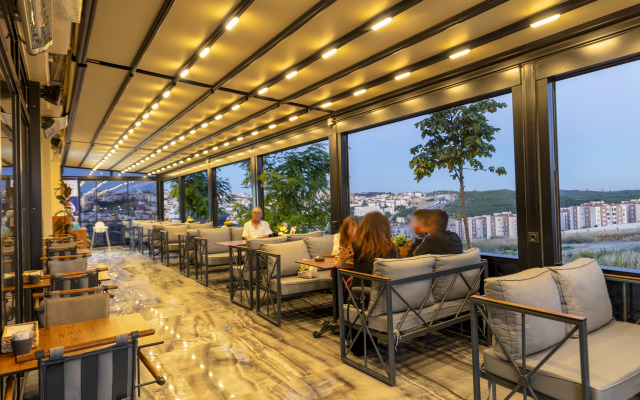 The Great Airport Hotel