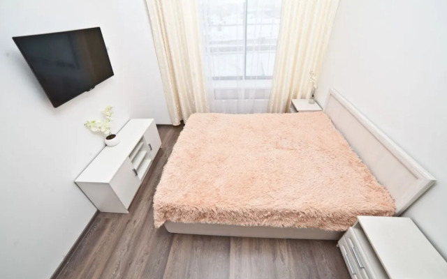 Maryin Dom na Malysheva, 42a Apartmemts
