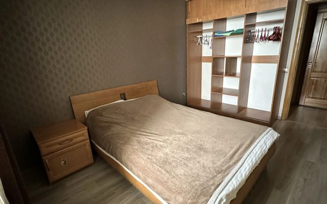 Квартира 9 Апреля