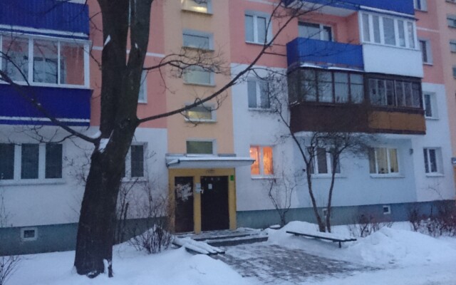 Na Sovetskoj Konstitutsii 7 Apartments