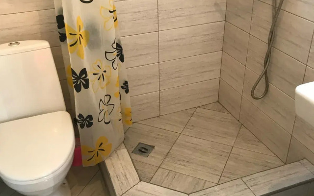 Na Ardzinba 240 Guest House