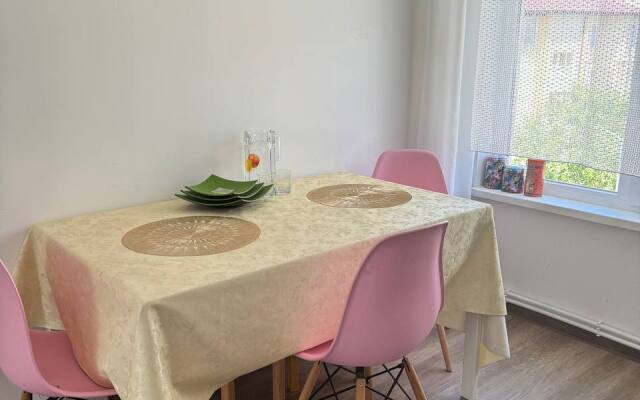 Апартаменты  на Стартовой с видом на море