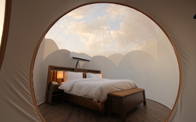 Wadi Rum Bubble Luxotel Camping