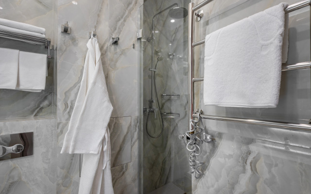 Апартаменты Mirror с видом на Навагинскую