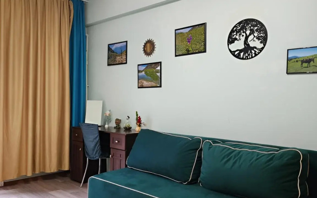 Квартира Уютная Студия с Видом на Горы