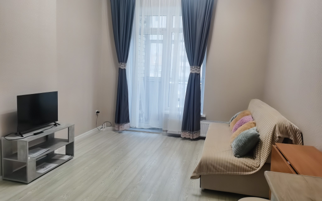 V 10 Minutakh Ot Akvaparka Flat