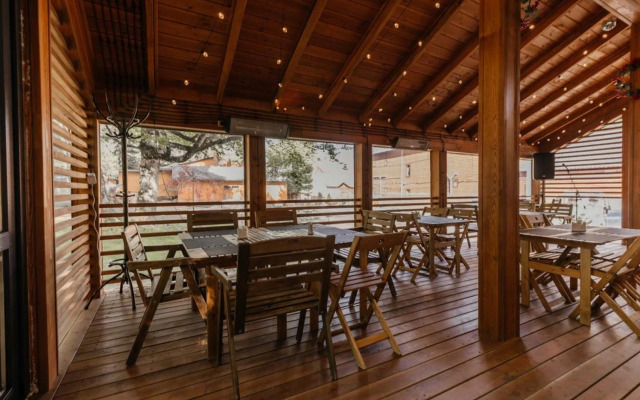 Отель Dreamland Villas