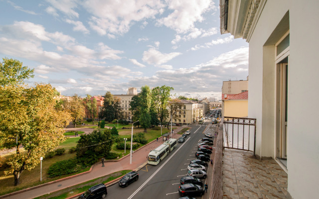Квартира Трехкомнатные апартаменты у Красного Костёла