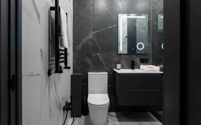 KeyGo #0111, 1 Bedroom, Near The Opera House Apartments