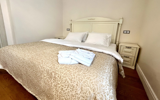 Dvukhkomnatnye s Balkonom Premium Klassa v Zhk Diplomat Apartments