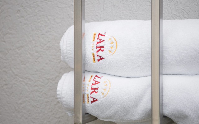 Zara Hotel