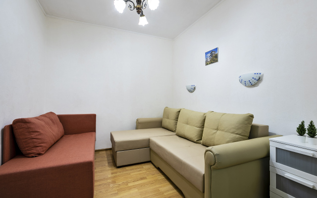 Апартаменты на улице Азовской 12/1