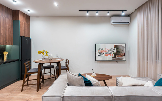 Design Studio City Center Self Check-in by Keygo Apartments