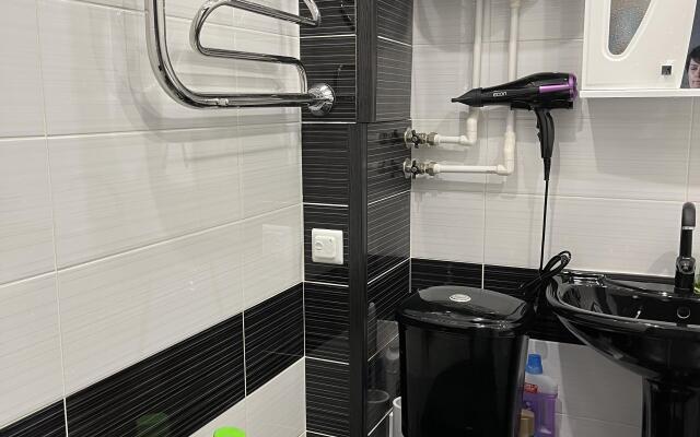 Однокомнатная квартира 40 кв.м на Набережной нефтяников 6