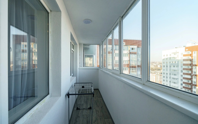 Na 22 Etazhe S Vidom Na Reku Apartments