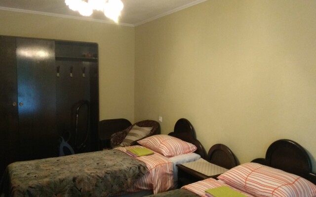 U Piskaryovki Flat