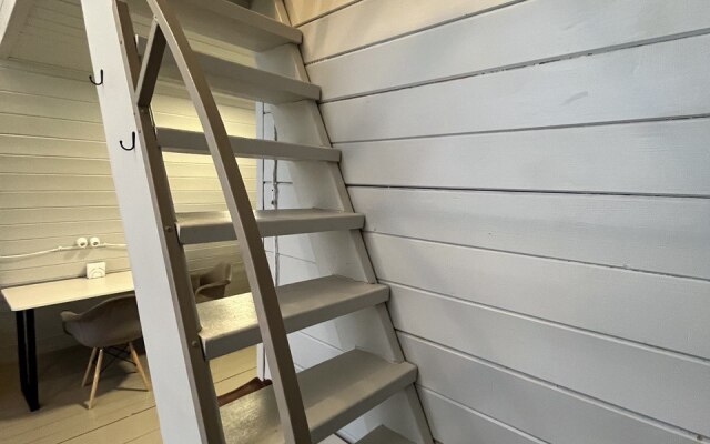 Vse Svoi Guest House
