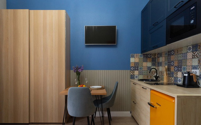 Апартаменты KeyGo 1011 Студия рядом с метро Окружная