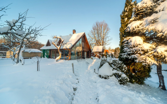 V Ostovkakh - 134 Metra Guest House