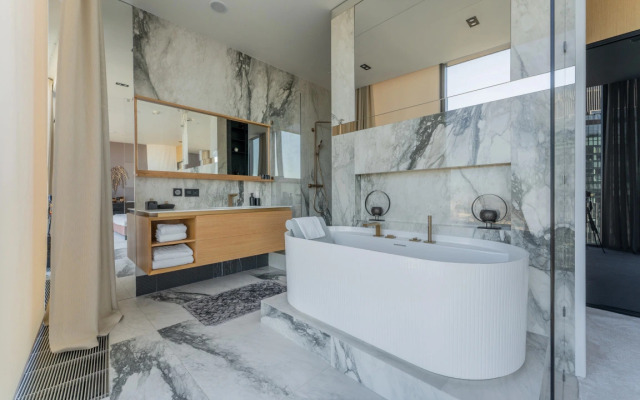 Best Corner Apartment New Level City on the 78th Floor