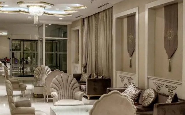 Qafqaz Riverside Hotel