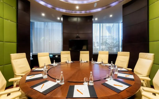 Crowne Plaza Doha - The Business Park by IHG