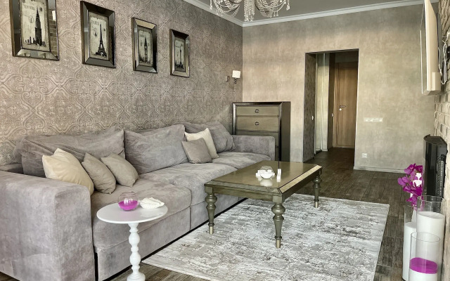 Yeva Flat