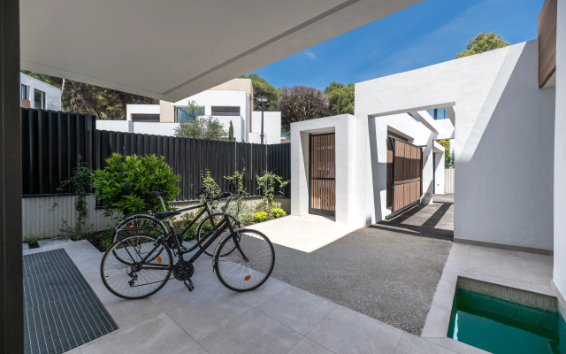 All About Villa Lavanda