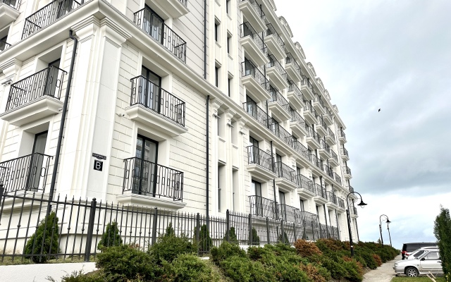 Lyuks Dyu Soley v Rezidentsii Graf Tolstoy Apartments