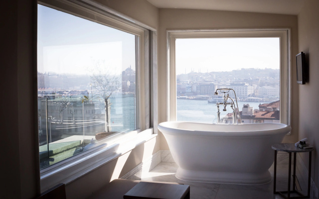 The Bank Istanbul, a Member of Design s