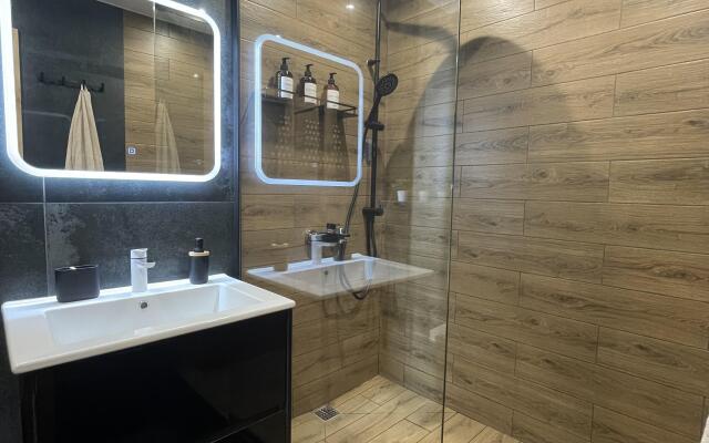 Bykovtsev Family Flat
