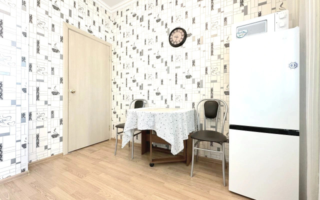 Dvukhkomnatnaya S Balkonom Na Pritomskom Naprotiv Ldk Flat