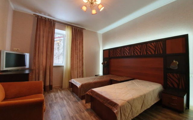Kamenny Tsvetok Guest House