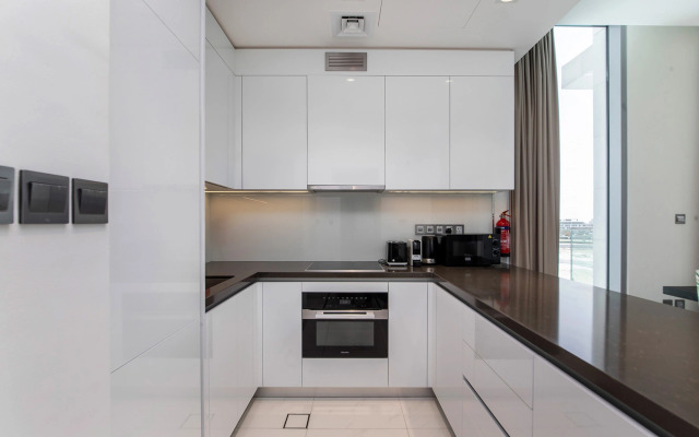 Lagoon View | 1Br | District One Apartments