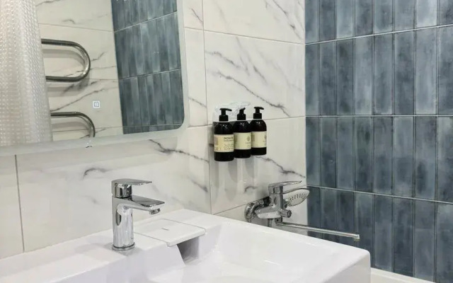 Квартира уютная на 4 гостя на ул Победы 10: ДК Химик Шорт-трек центр