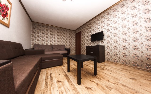 Na Rossijskoj Dvukhomnatnye Apartments