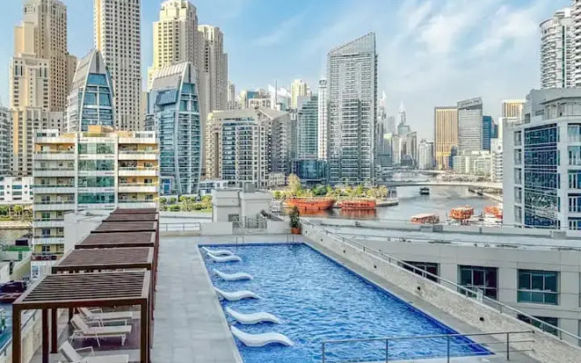 Prekrasnyye v Dubay Marina Apartment