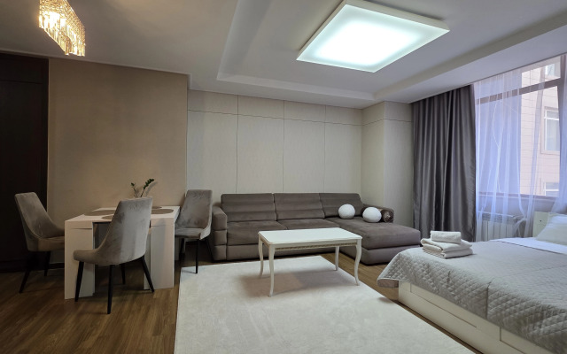 Апартаменты Luxury возле посольства США , комфортные. 1й этаж