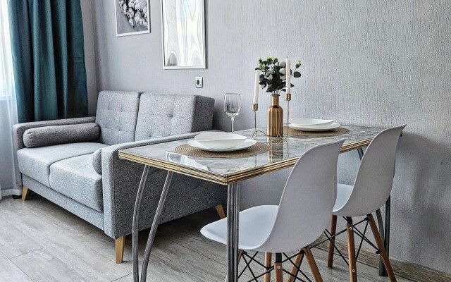 Квартира Трехкомнатная у Парка с Озером