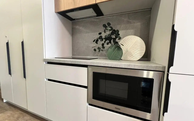 Uyutnaya Studiya S Vidom Na Reku Flat