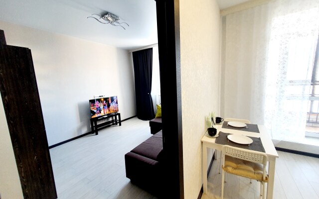 Yevro 2-Komn Vidovaya Serebryany Bereg Krasny Put 103 Apartments