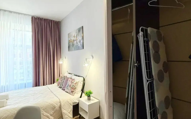 Studiya Komfortnaya Gosti Doma Na Mokhovoy Flat