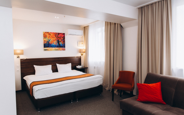 Standard Accessible Twin room (sofa and twin beds) (handicap accessible) — фото 2