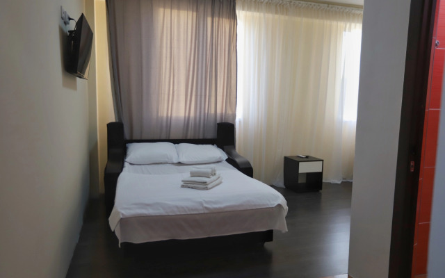Golden City Hotel