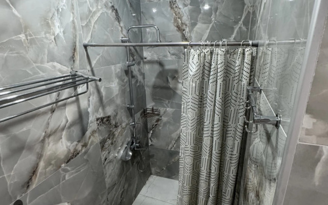 Studiya Na Sukhumskoy Flat