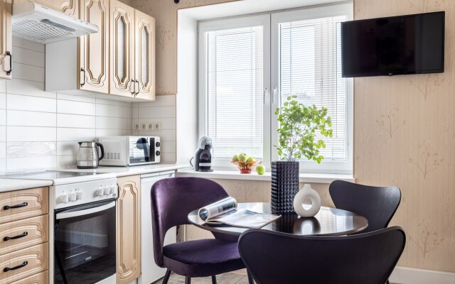 V Rybnoy Derevne Flat