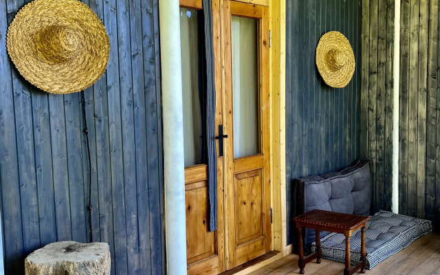 Shromantic Garden Guest house