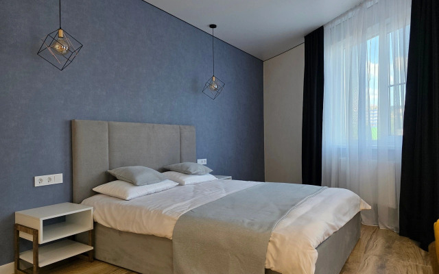 Dizaynerskaya S Vidom Na Gory Flat