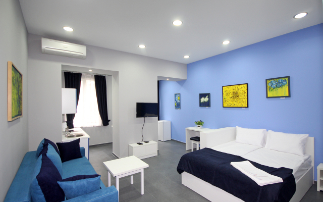 Opera/Parpetsi Apartments