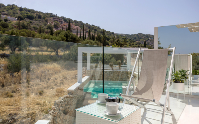 Dion Villa